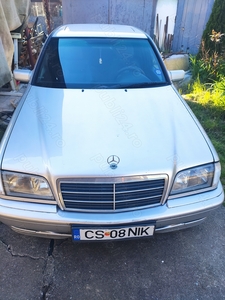 Mercedes-Benz C220, An 1998