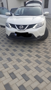 Nisan qashqai 2016