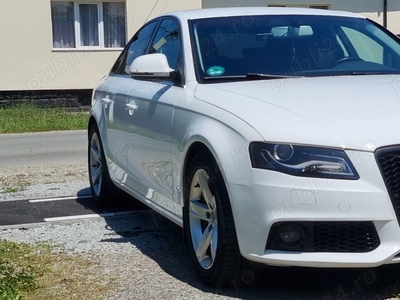 Vând Audi a4