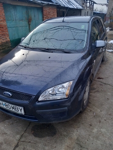 Vând Ford focus breakfast.an fabricație 2006.km 286000.itp până în decembrie 2024.cinci uși cârlig,