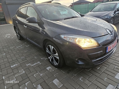 Vând renault megane editie bose