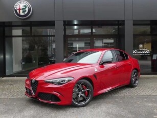 Alfa Romeo Giulia 2.9 V6 Turbo RWD AT8 Quadrifoglio