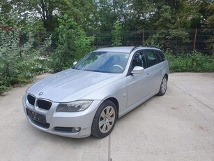 BMW Seria 3 318d