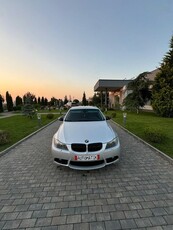 BMW Seria 3 320d DPF Touring Aut. Edition Fleet Sport