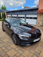 BMW Seria 5 520d AT