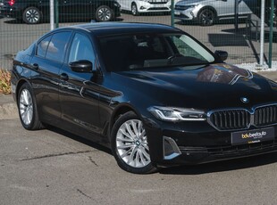 BMW Seria 5 520d xDrive Aut. Luxury Line