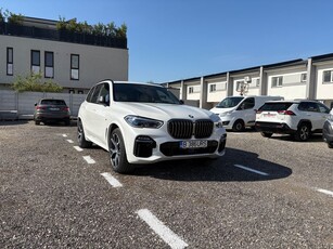 BMW X5 M M50i