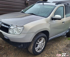 Dacia Duster Gri