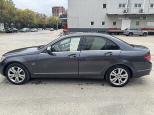 Mercedes-Benz C 220 CDI Avantgarde, Cutie Automata