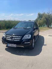 Mercedes-Benz ML 300 CDI BlueEfficiency Aut