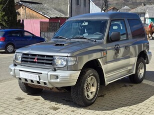 Mitsubishi Pajero Metal Top 2.5 TD GL