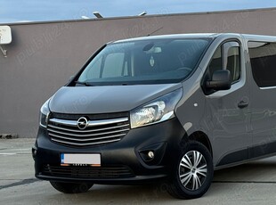 Opel Vivaro Extra-Lung 8+1-Locuri (Trafic)