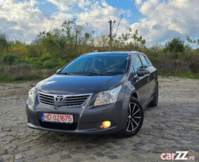 Toyota Avensis/2011/2.0 D/126 CP/Clima/Navi/Camera/