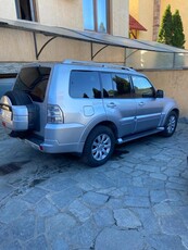 Vand autoutilitara Mitsubishi Pajero 3.2