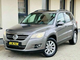 Volkswagen Tiguan an 2011 2.0 Benzina 4Motion DSG Track & Style Automata