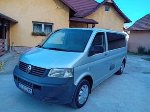 Vw transporter t5 2009 1.9 tdi 105cp clima top