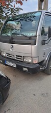 Nissan cabstar basculabil pe trei parti