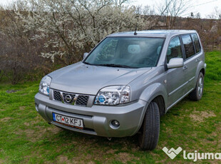 Nissan x-trail T30 2.2 2004 136 cp