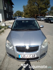 Skoda Fabia 12 benzina an 2009