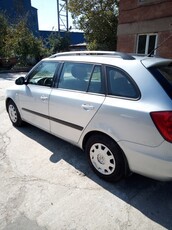 Skoda Fabia 12 benzina an 2009