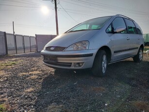 vând Ford Galaxy Ghia, in stare foarte buna de funcționare