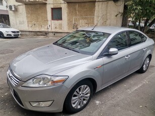 Vând Ford Mondeo