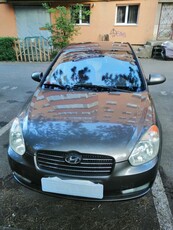 Vând Hyundai Accent 2008 benzină