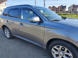 vand mitsubishi outlander