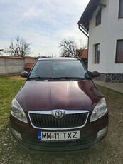 Vând Skoda Fabia din 2010