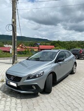 Volvo v40 cross country 2014