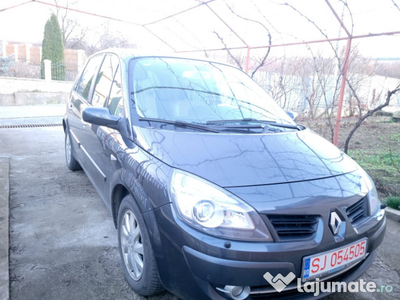 Renault Scenic 2.0 dci 150 CP.