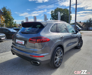 Porsche Cayenne 3.0 L