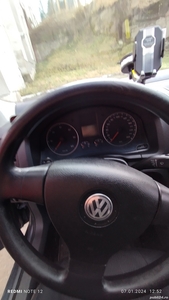 Vind VW golf 5 brek din 2009 de 1.9 de 77hw