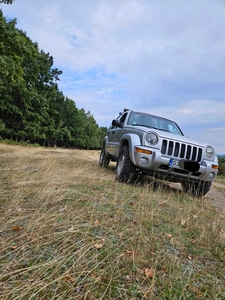 Jeep Cherokee Liberty Targu Jiu