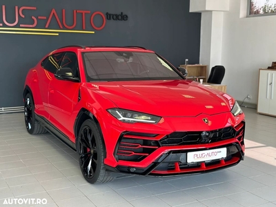 Lamborghini URUS Standard