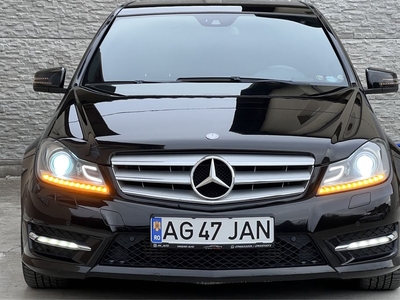 Mercedes benz c180/w204/AMG paket / facelift /c classe/manual/euro5 Pitesti