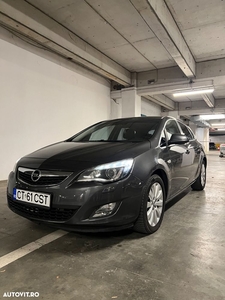 Opel Astra 2.0 CDTI Automatik Cosmo