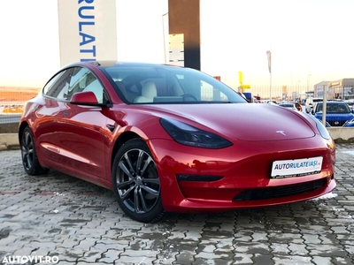 Tesla Model 3 AUTOVEHICUL IN CONSIGNATIE