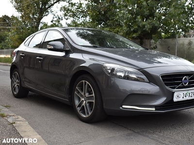 Volvo V40 D2