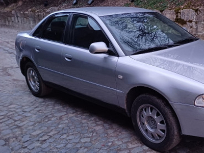 Audi a4 19 tdi. an fab. 2000