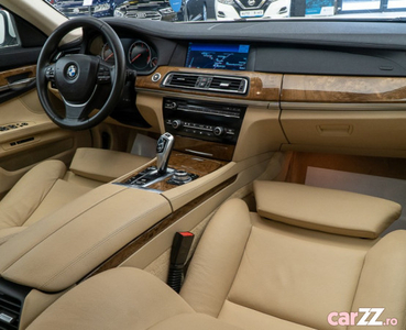 BMW Seria 7 730d Aut.