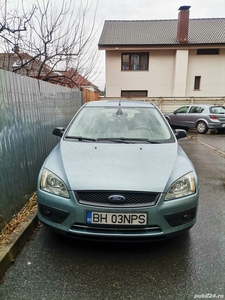 Vand ford focus 2 ingrijit si intretinut