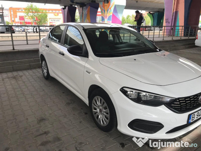 Fiat Tipo 2019 inmatriculat 2020