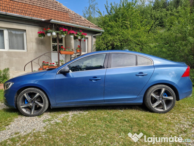 Volvo S60 R-Design 2015