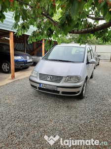 Vw Sharan 2.0 Tdi 140 cp 7 locuri