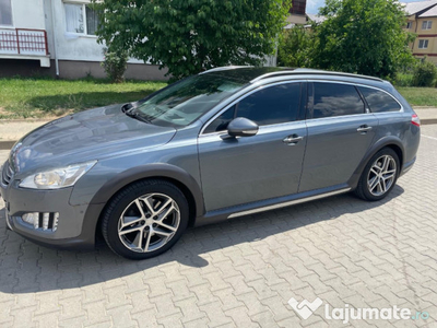 Peugeot 508 RXH hybrid 2013