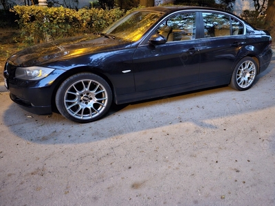 BMW E90 sedan berlina 325xi