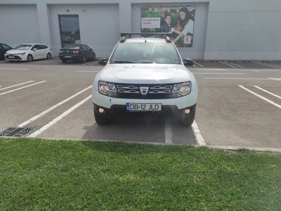 Dacia Duster 1 6 benzină preț negociabil 6500euroan de fabricație 2014