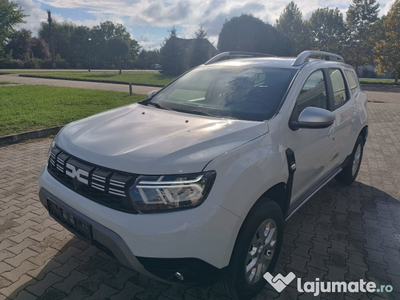 Dacia duster 1,3 Benzina - 4 x 2 - 8.750 km!