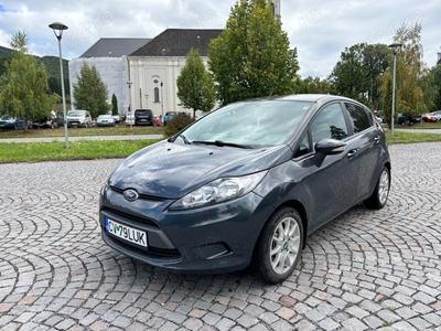 Ford Fiesta-1,3 Benzina-Anul F-2012